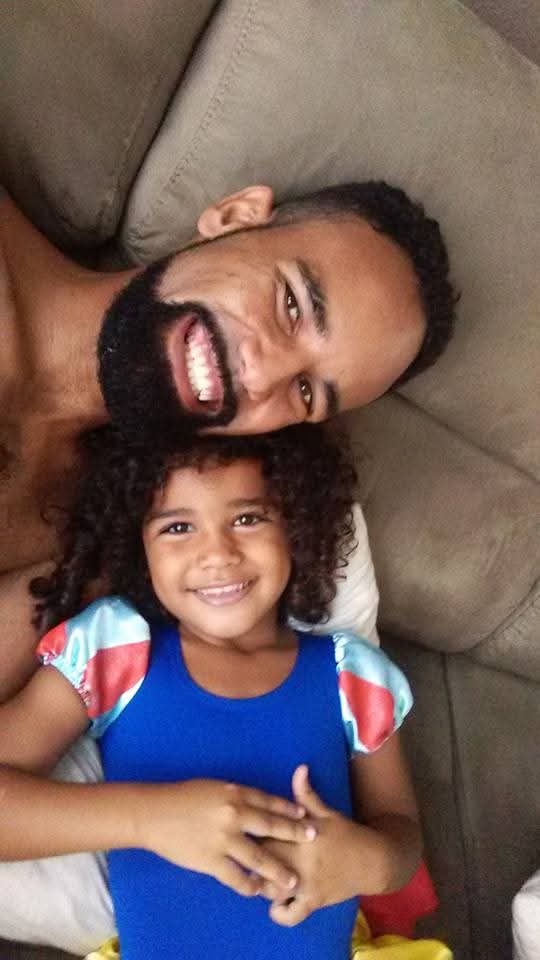 Higor e a filha Laura